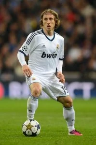 19-luka-modric-new-contrace-for-c