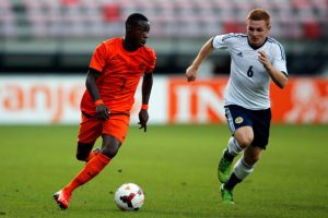 22-a-russian-football-lfc-quincy-promes-for-c